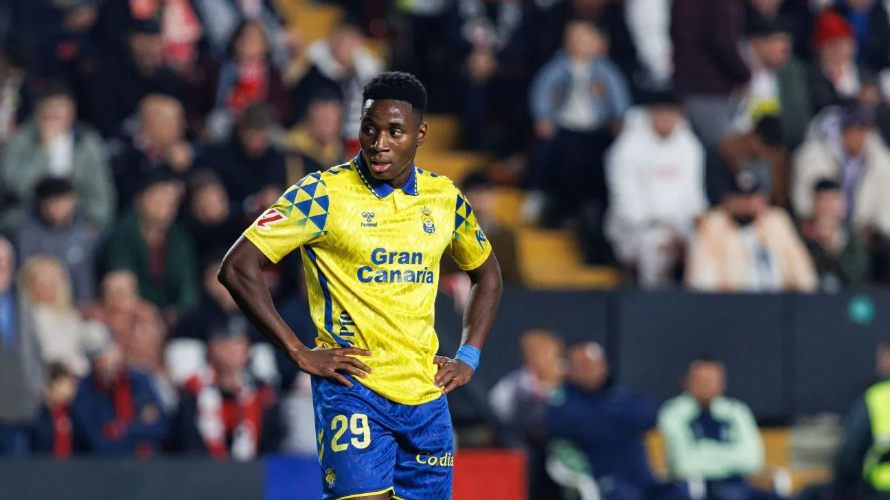 Chelsea Close in on Sporting's Teen Sensation Essugo as Transfer Market Heats Up